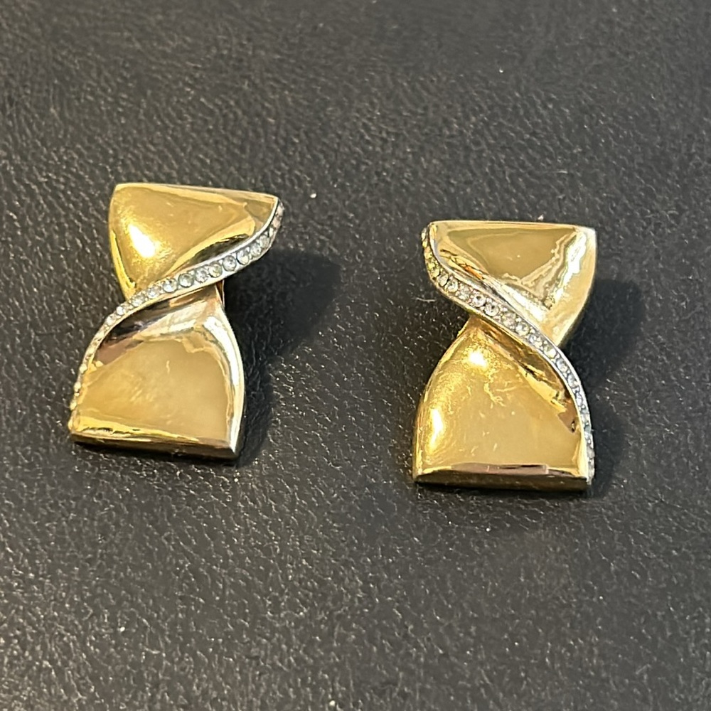 CASTLECLIFF EARINGS VINTAGE